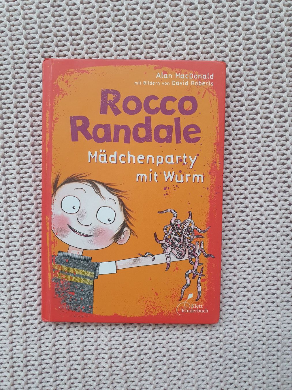 Libri: Buch: Rocco Randale Mädchenparty mit Wurm – Usato da Dagmersellen venduto da miricita