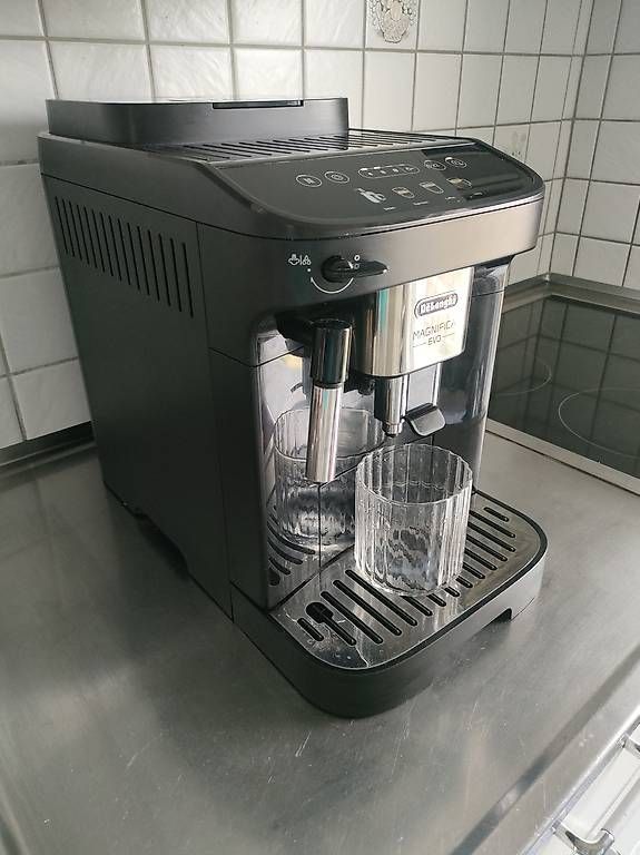 De'Longhi Macchine per caffè & Macchine per espresso: De Longhi Magnifica EVO – Usato da Weiningen TG venduto da NumisBila 2