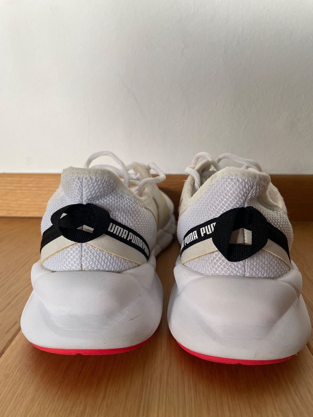 Puma Scarpe da donna: Tolle Puma-Sportschuhe – Usato da Vico Morcote venduto da Muru 4