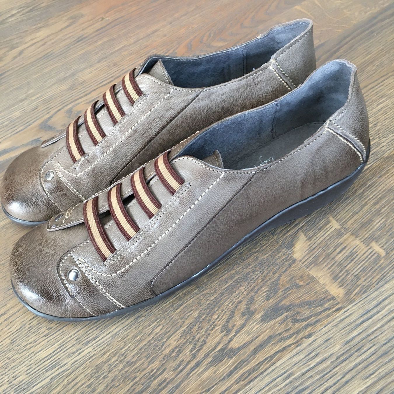 Scarpe da donna: Schuhe aus Leder , Gr. 38 Fabrikneu – Nuovo (secondo la descrizione) da Mühlethurnen venduto da Fudoshin1 3