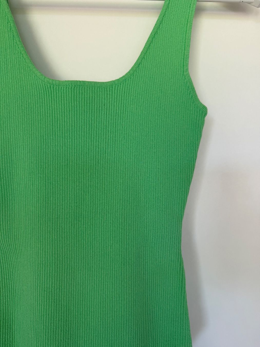 Zara Tops: Zara Oberteil grün – Gebraucht aus Staufen von am_clothing 1