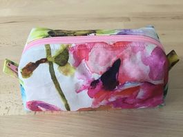 Tasche / Necessaire / Kosmetiktasche / Etui, neue Handarbeit