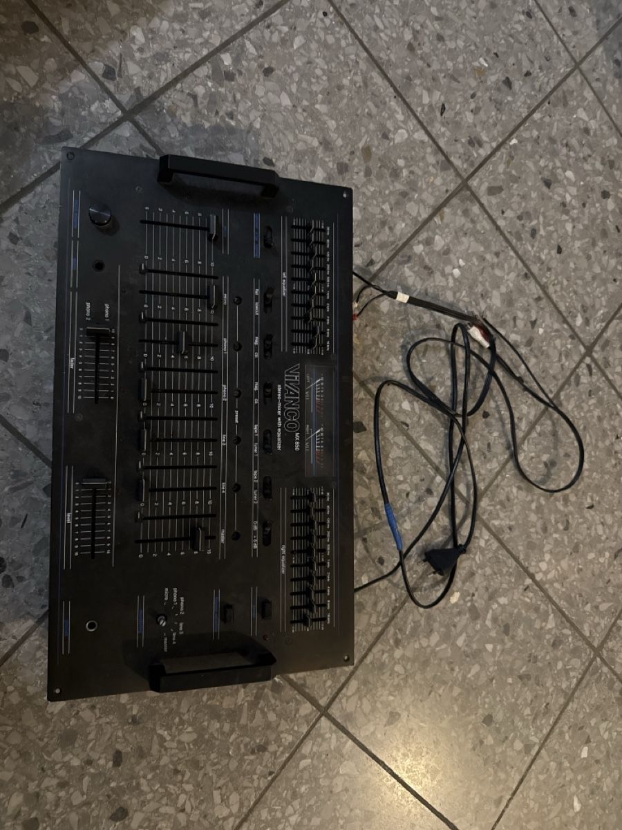 Platines de mixage: Vivanco MX850 Mixer mit Equalizer  – D'occasion à Jona par bru_x2jt 2