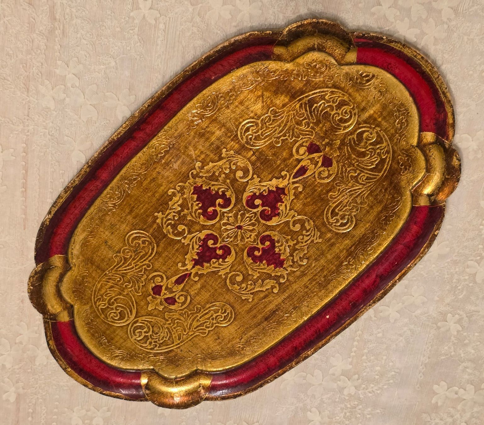 Servierplatten: Serviertablett, Gold, Rot, Vintage Stil – Gebraucht aus Rheinsulz von Dred