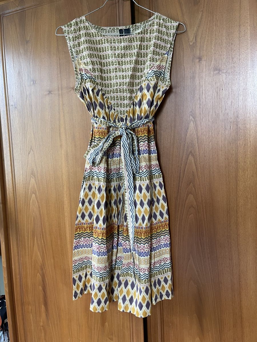 Mango Vestiti: Mango Vintage Dress – Usato da Zürich venduto da hsi_tl5c 3