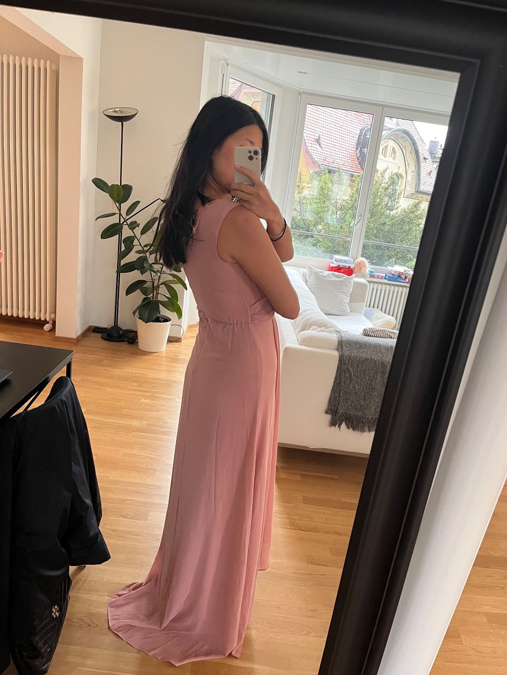 Asos Kleider: Robe rose élégante taille M – Gebraucht aus Zürich von mai_bwh6 1