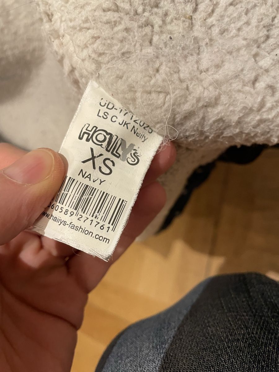 Jacken & Mäntel: Navy Wintermantel für Mädchen – Gebraucht aus Bern von M.L.S. 6