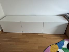 Ikea Besta Lowboard / TV Bank mit Türen
