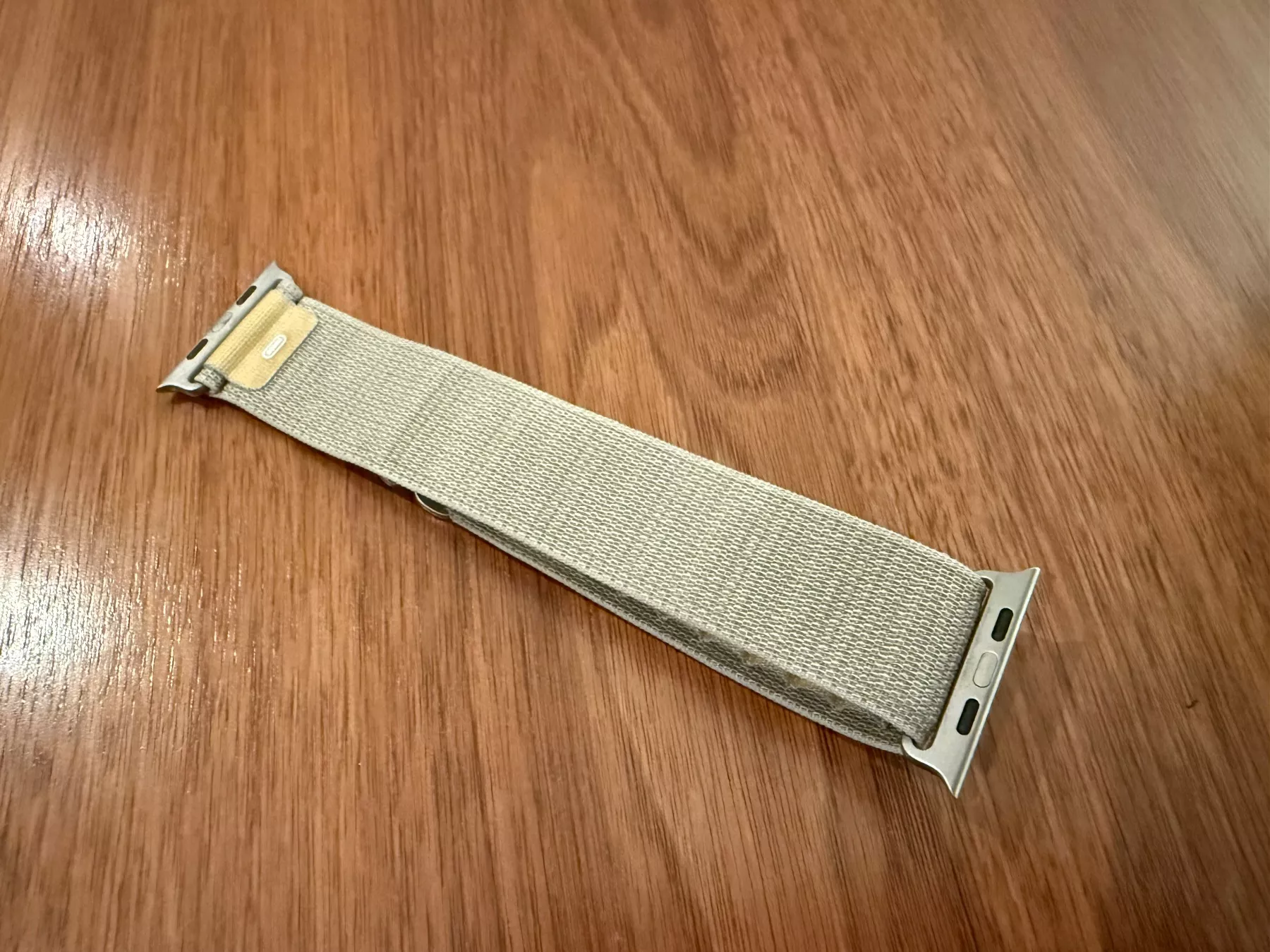 Apple Armbänder & -reifen: Apple Alpine Loop Tan – Gebraucht aus Wangen b. Olten von Thomiverkauft 1