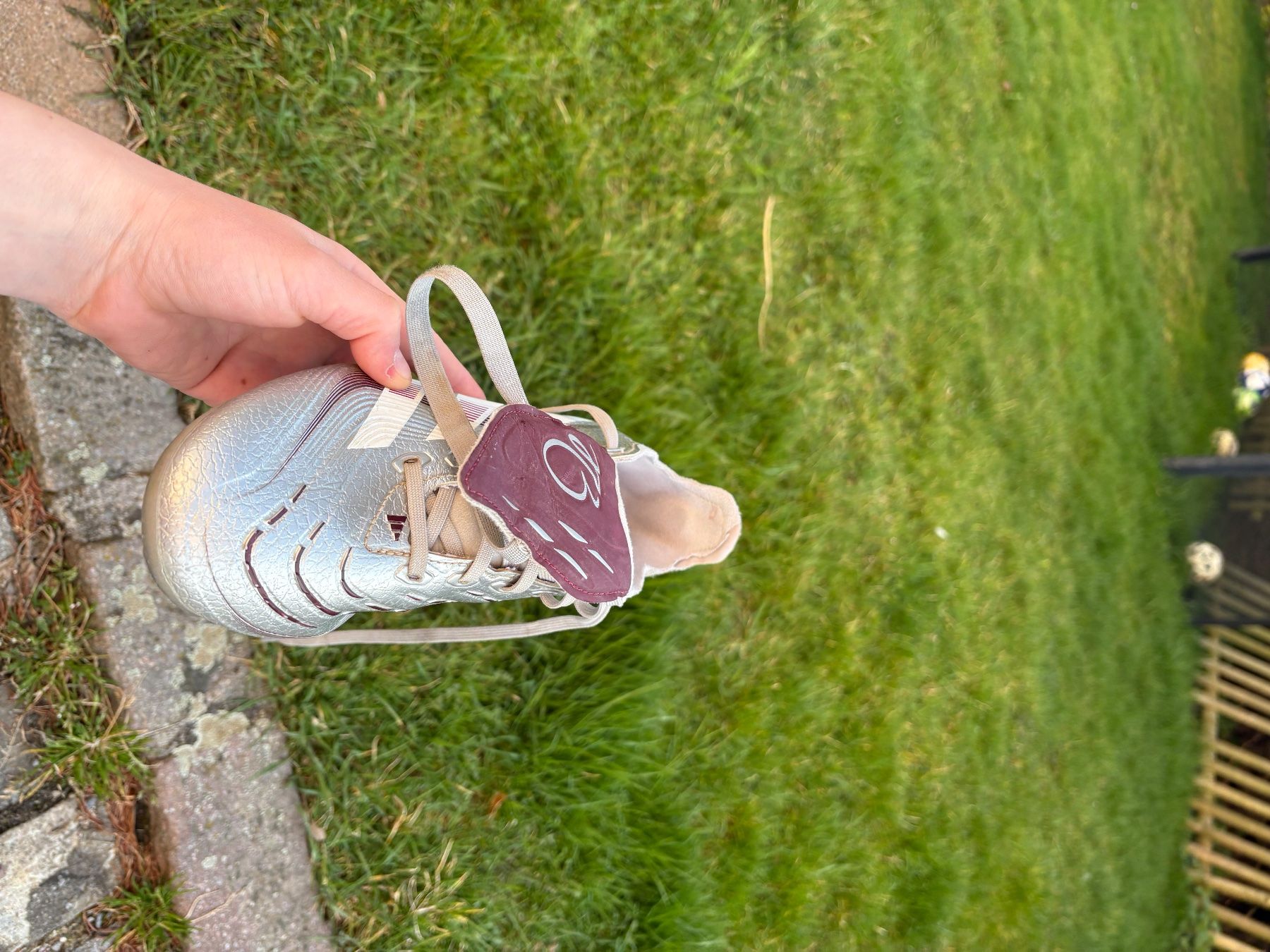 Adidas Scarpe da uomo: Adidas Predators Jude Bellingham gr. 40 – Usato da Schönenberg ZH venduto da Shurricane 3