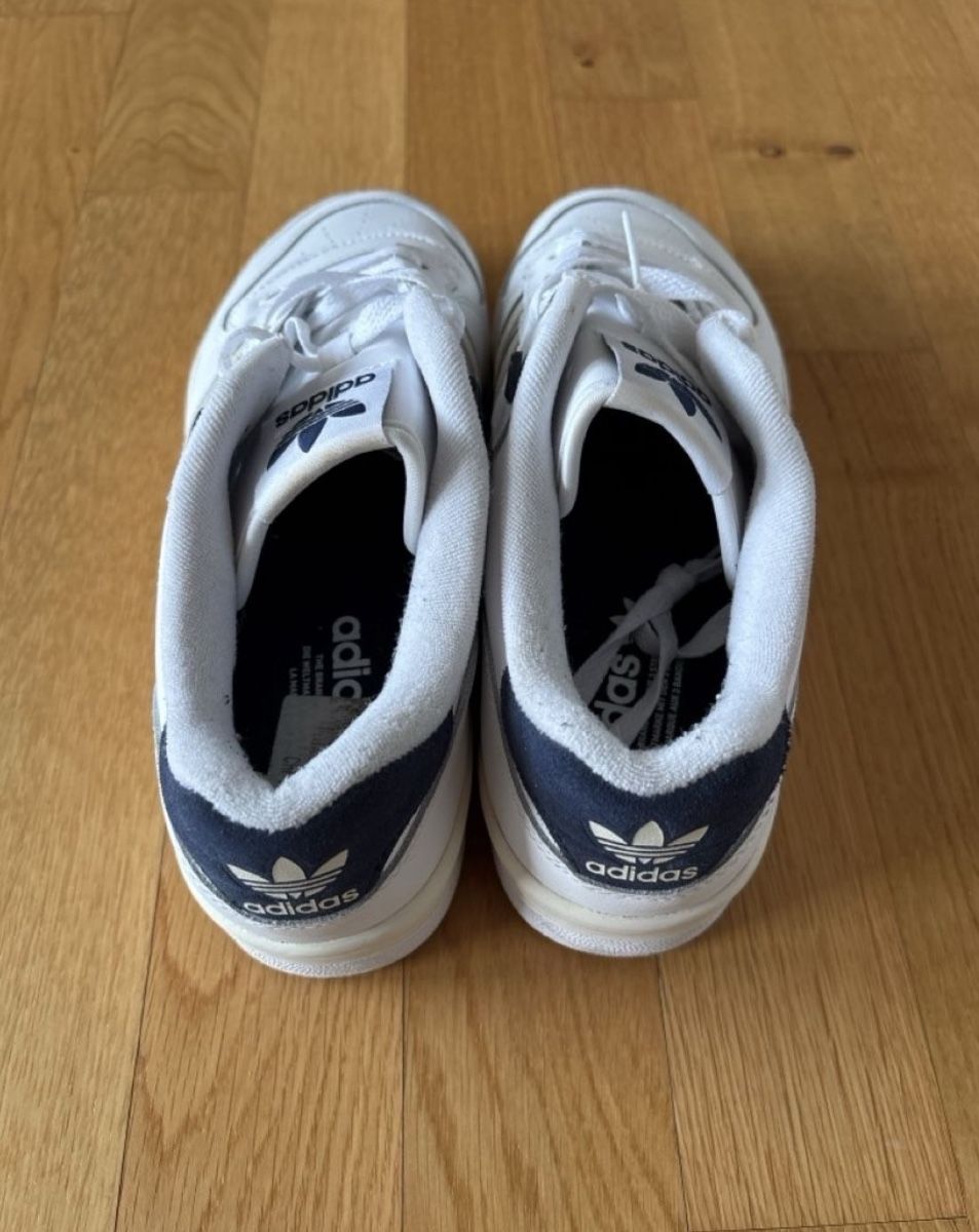 Adidas Scarpe da uomo: Adidas Rivalry Low Baskets, taille 43,5 excellent état – Nuovo (secondo la descrizione) da Payerne venduto da mike_lth 2