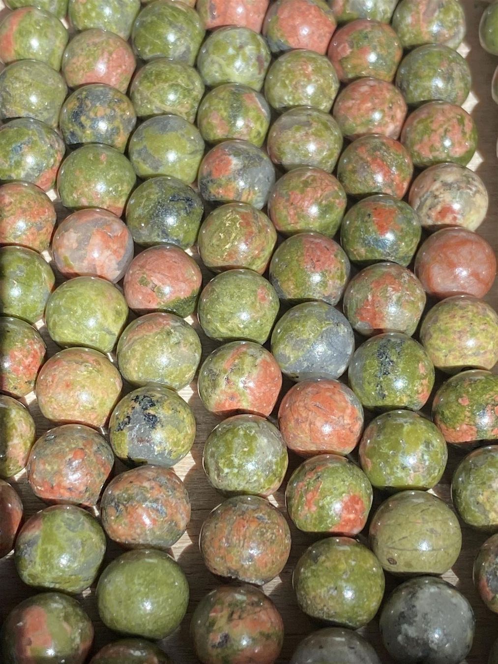 Minerali & Pietre curative: Strang echte Unakit Kugeln / stone beads 8 mm – Nuovo e nell'imballaggio originale da Niederrohrdorf venduto da Ytobi