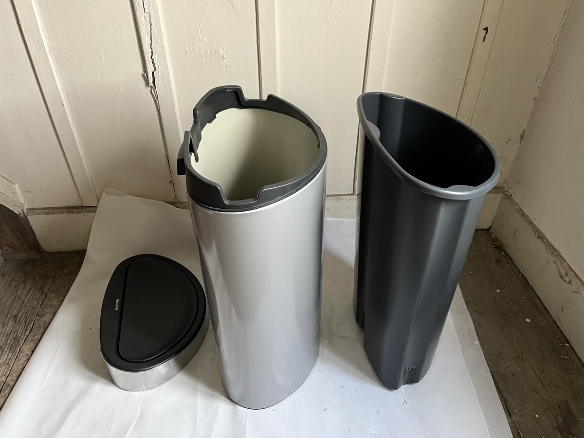Brabantia Abfalleimer: Mülleimer Brabantia Touch 40-45L – Gebraucht aus Zürich von PaulHZurich 7
