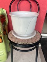 Topf Vase weiss mit Dekor 23x28cm (mehrere siehe sep. Auktio