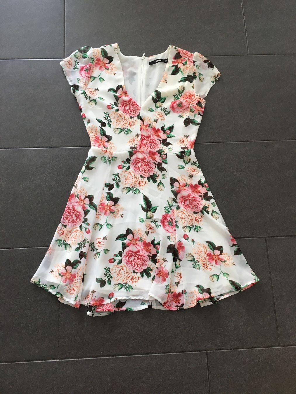 Robes: Kleid – D'occasion à Biel/Bienne par Bolagol9