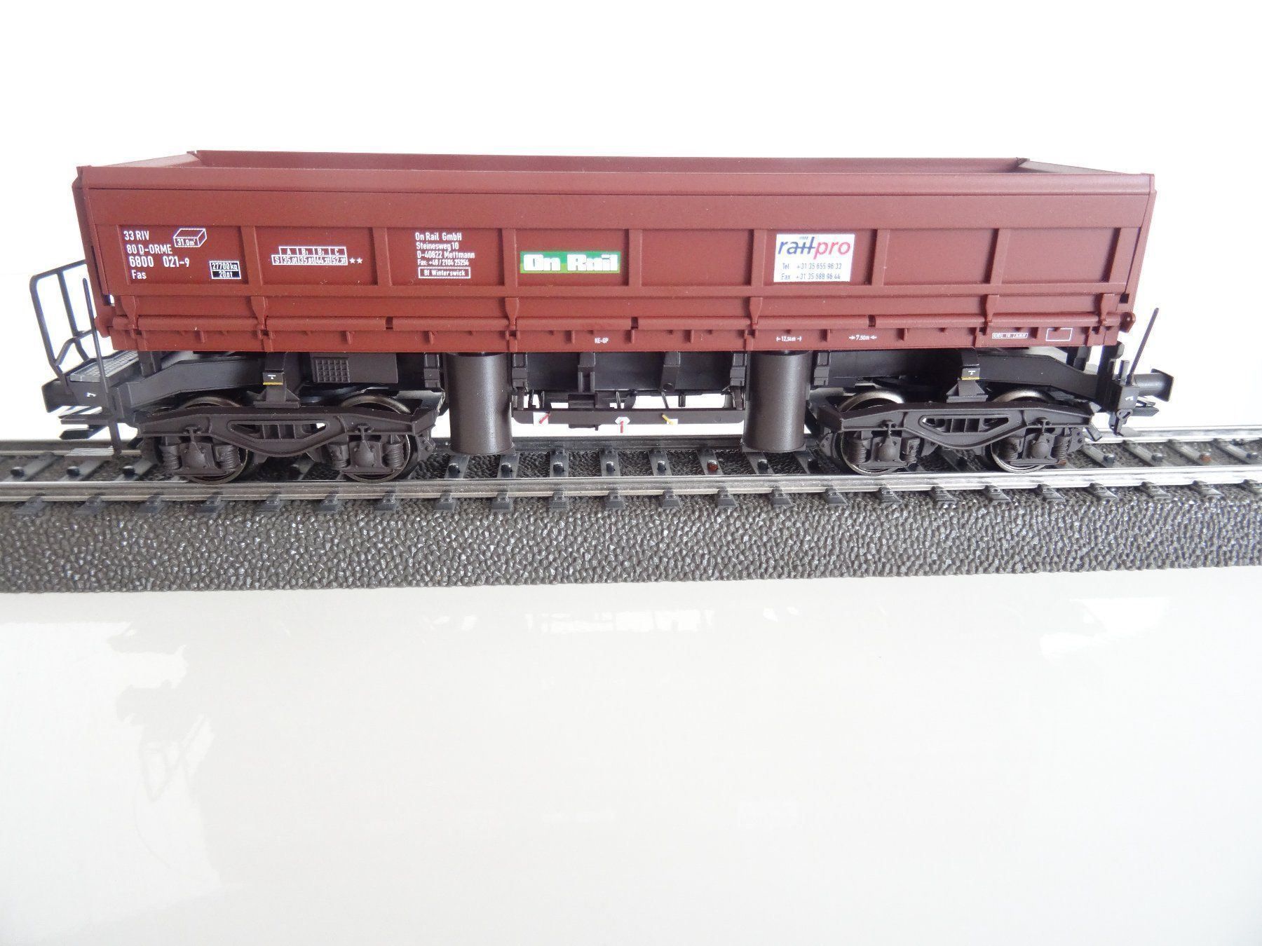 Märklin Modellini di ferrovie: Märklin. H0 48456 Seitenkippwagen – Nuovo e nell'imballaggio originale da Hochdorf venduto da Teger02 2
