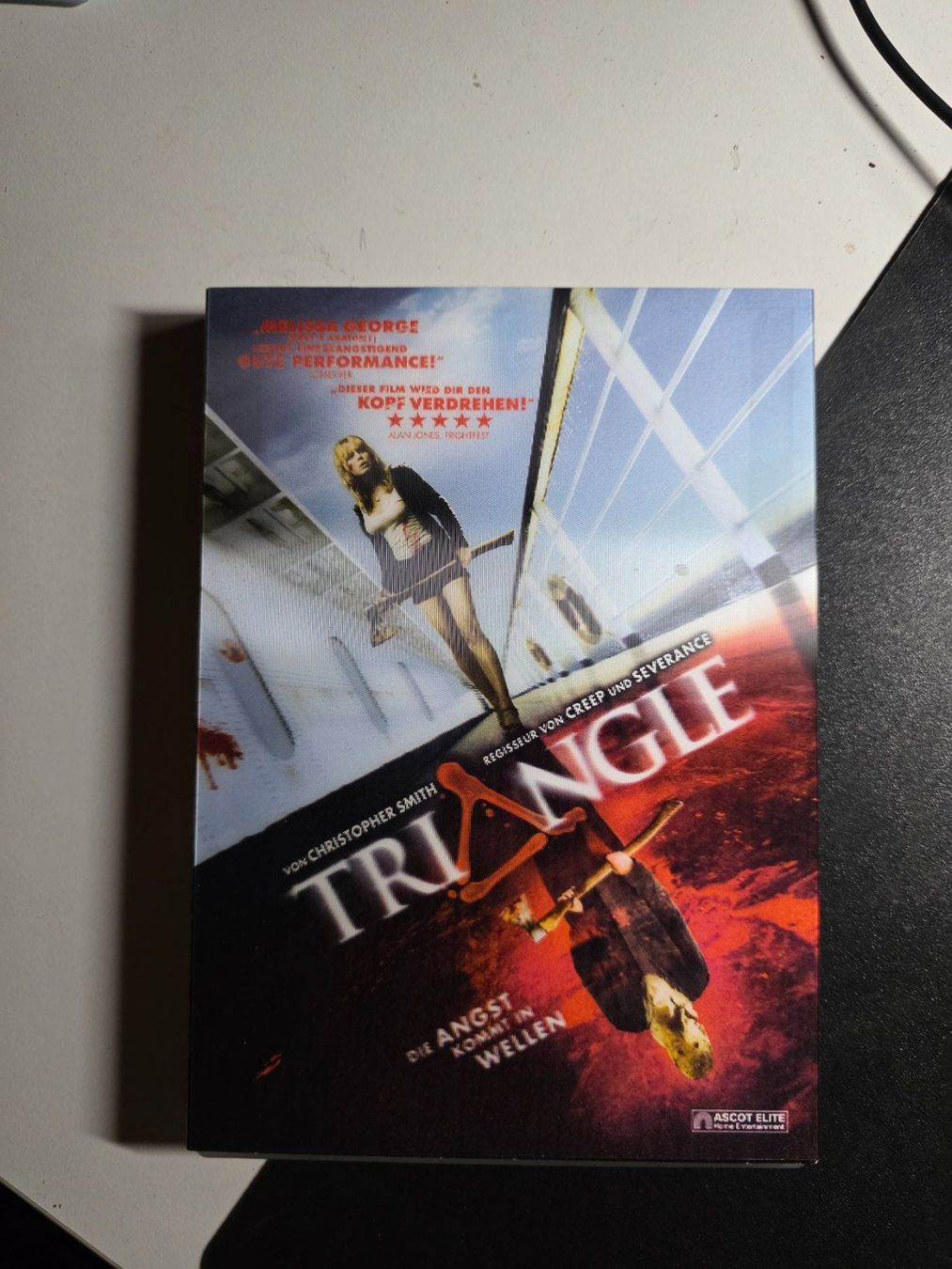 Tutti i DVDs: DVD - Triangle - Die Angst kommt in Wellen – Usato da Walterswil BE venduto da Lonitti