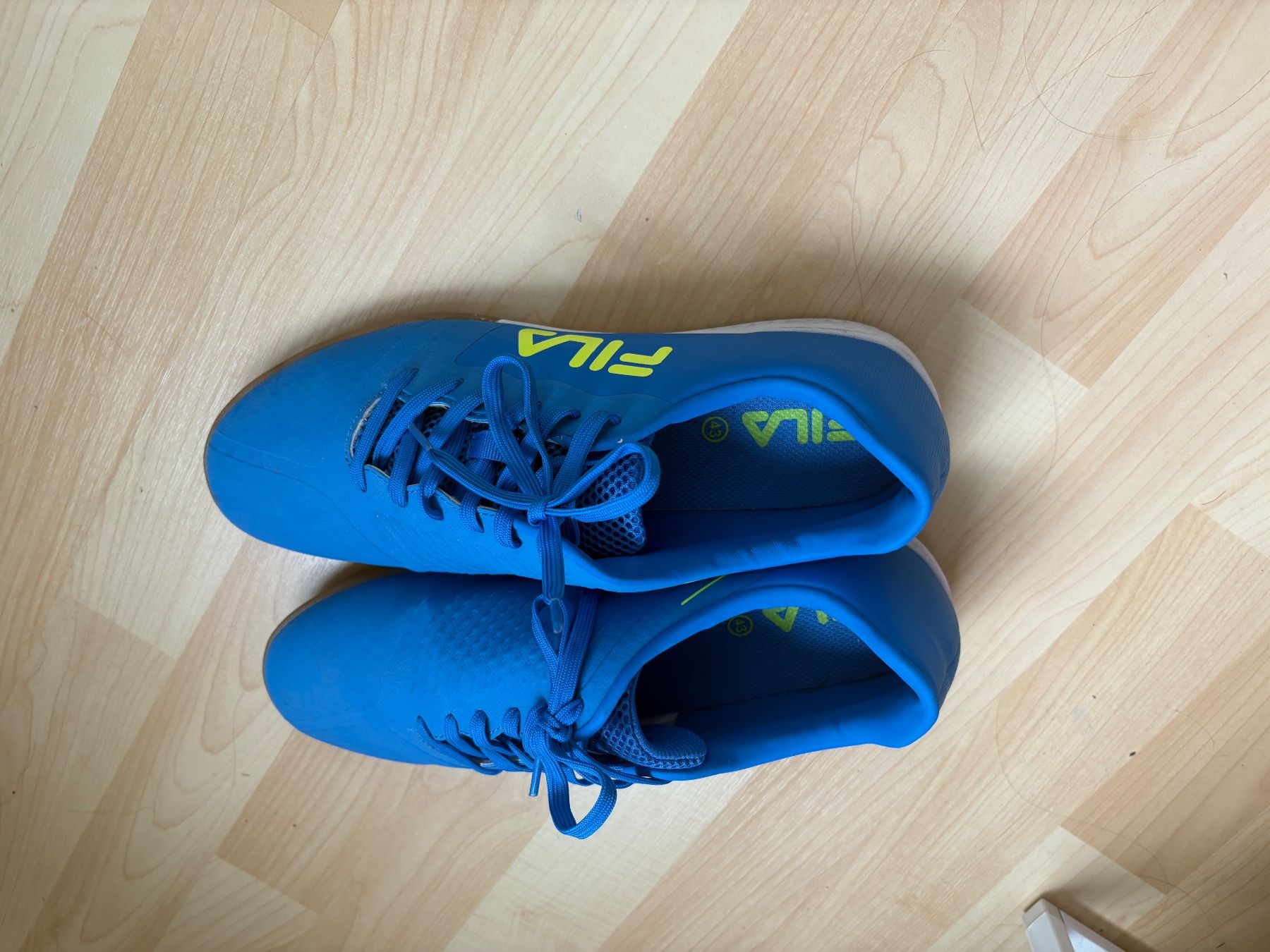 Fila Scarpe da uomo: Chaussures Fila bleu vif taille 43 – Usato da Villars-sur-Glâne venduto da vie_5d9b