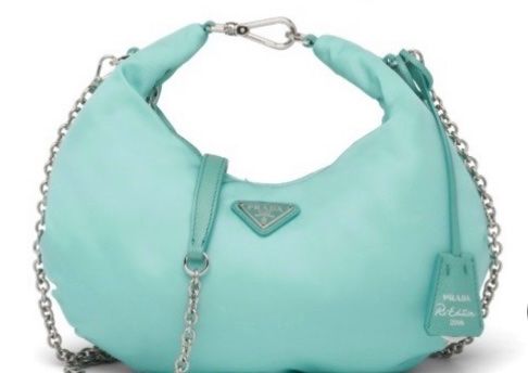 Prada Borse da donna: Prada bag re-edition nylon – Usato da Paradiso venduto da Kayakara