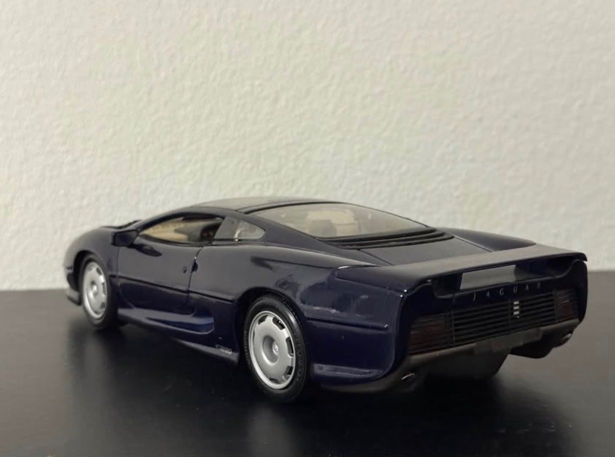 Maisto Modellini d'auto: Jaguar XJ220 Maisto 1:18 – Nuovo (secondo la descrizione) da Bülach venduto da Meti2023 2