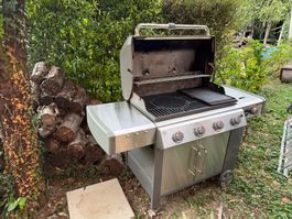 Grill Weber Genesis ii LX 4 brûleurs