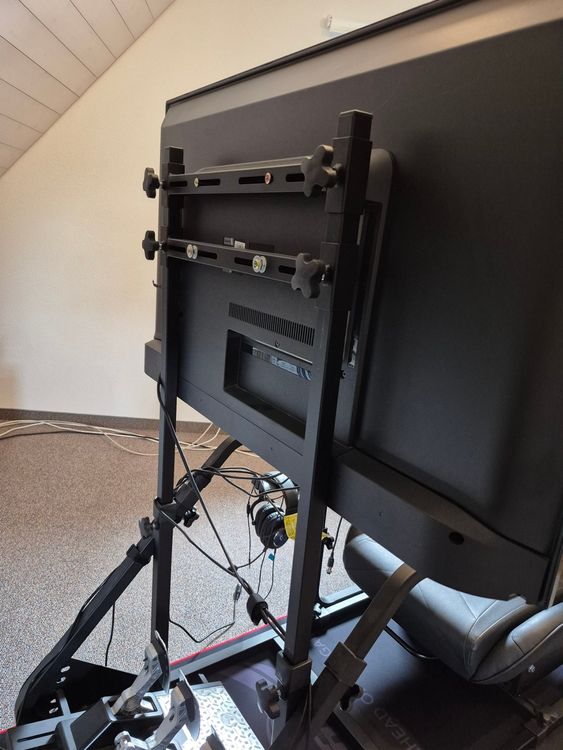 Simracing setup Gaming komplett Thrustmaster + GT Omega (Gebraucht) in ...