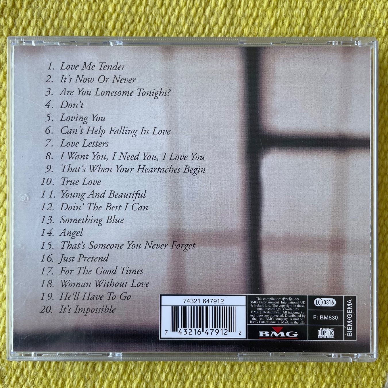 CD: ELVIS PRESLEY-LOVE SONGS – Usato da Rorschacherberg venduto da CD-Roli 1