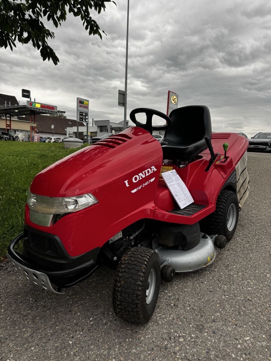 Honda Tagliaerba: Rasentraktor Honda 2417  – Usato da Niederuzwil venduto da Michael1990_ 3