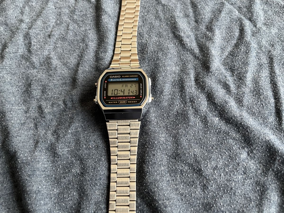 Casio Uhren: Casio A168 sehr gut erhalten – Gebraucht aus Oberrieden von  1