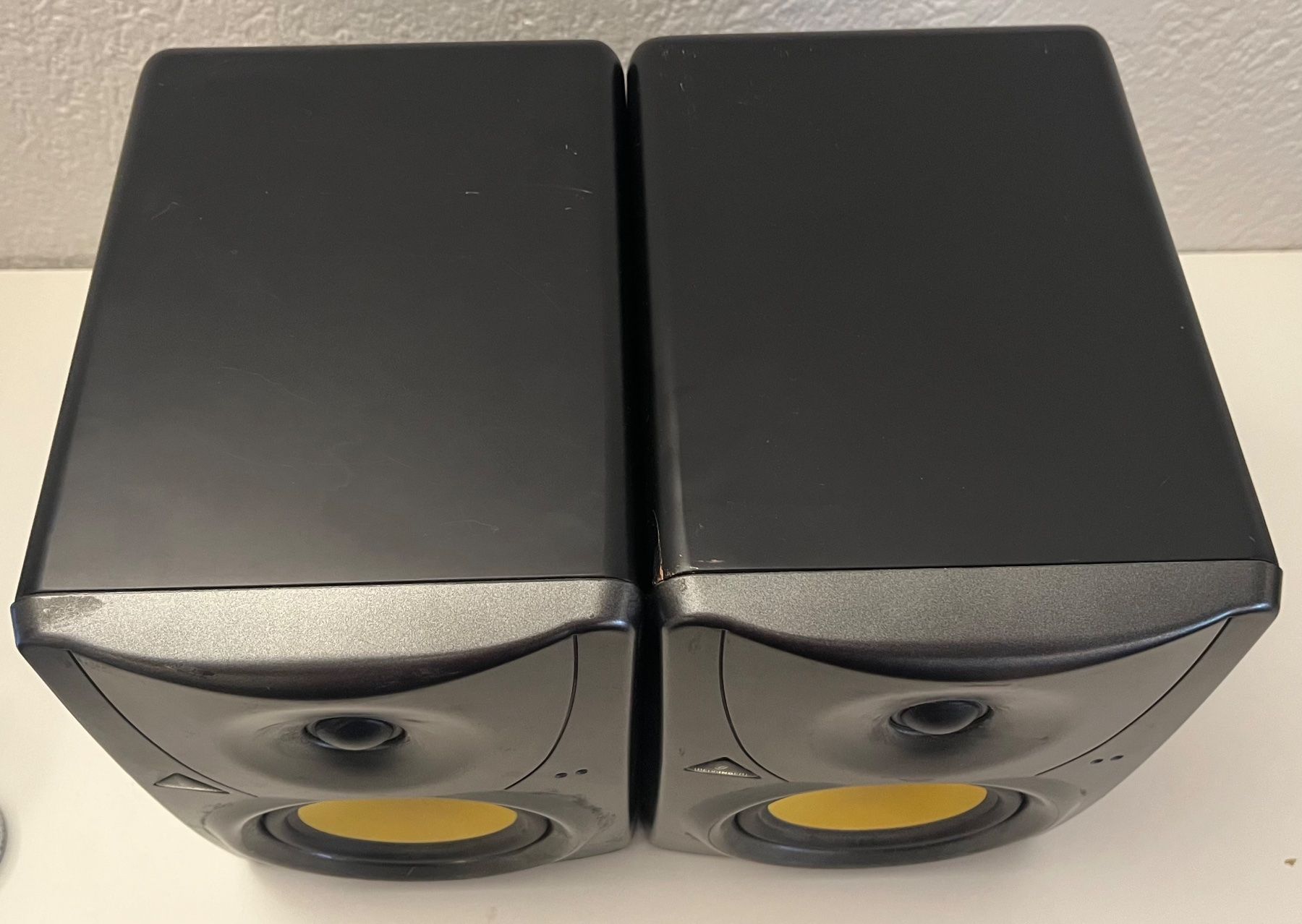 Behringer Casse acustiche: Behringer B1030A Pair Truth (Aktive Studiomonitore + Kabel) – Usato da Bern venduto da JodokusKwak 2