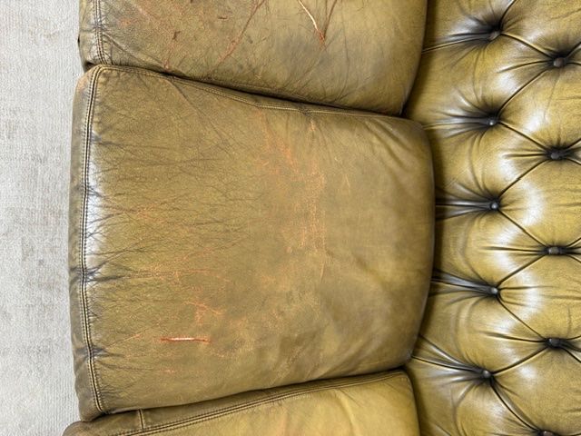 Chesterfield Divani: Original Chesterfield Sofa – Usato da St. Niklausen LU venduto da WechslerGabriella 3