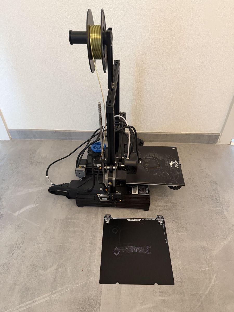 3D Drucker: Ender 3 v2 3D-Drucker – Gebraucht aus Basel von NiNi101