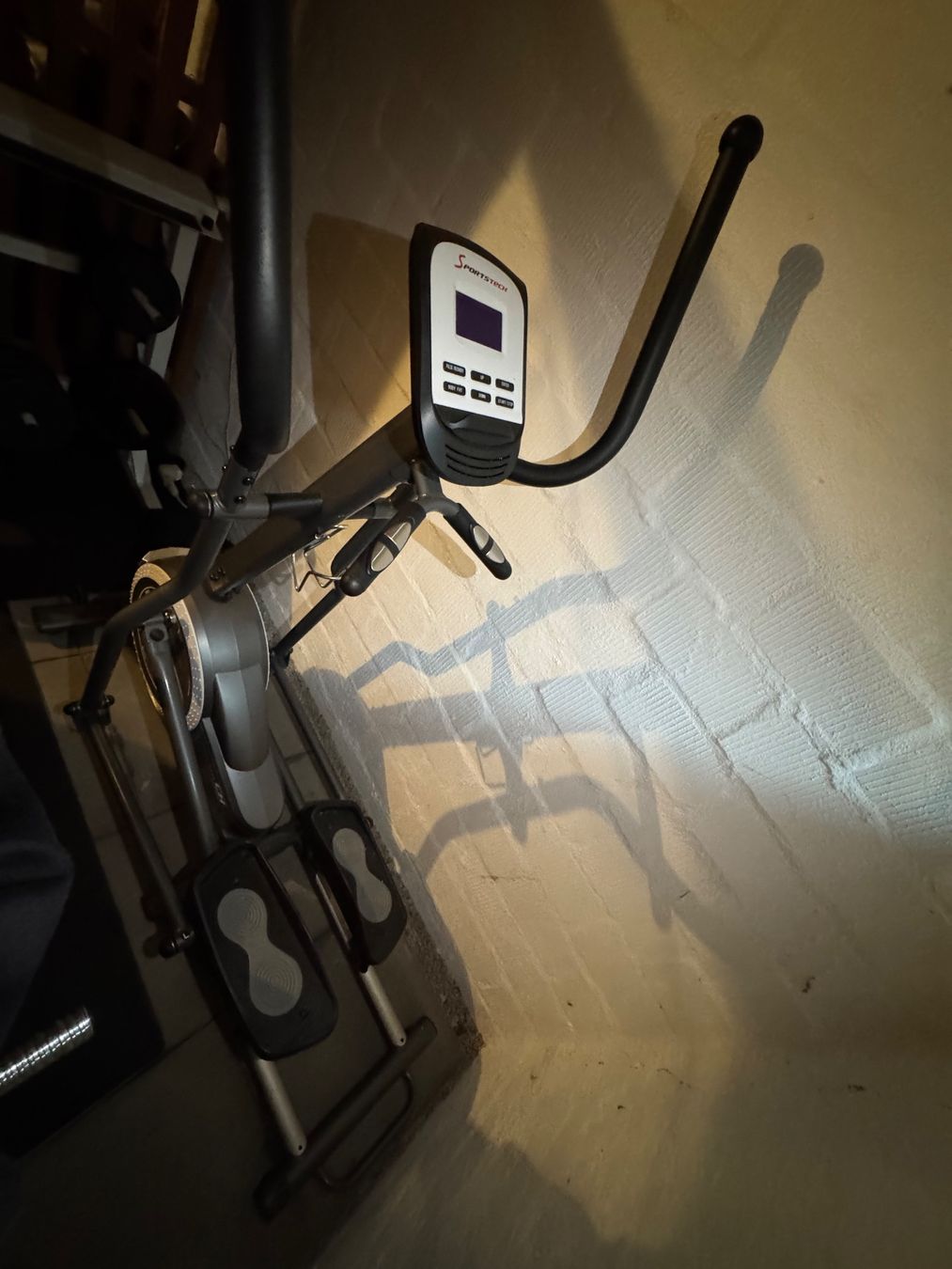 Hometrainer: Crosstrainer – Gebraucht aus Herrliberg von Alice.s 1