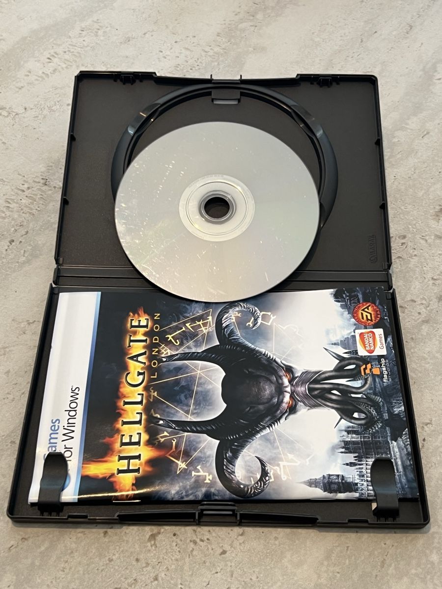 Giochi: Hellgate London PC DVD Komplett mit Handbuch Games for Windo – Usato da Muralto venduto da dan_pf8r 2