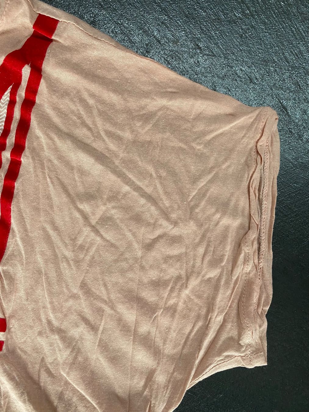 T-shirt: T-Shirt von Emma Cook – Usato da Chur venduto da simhofstr 1