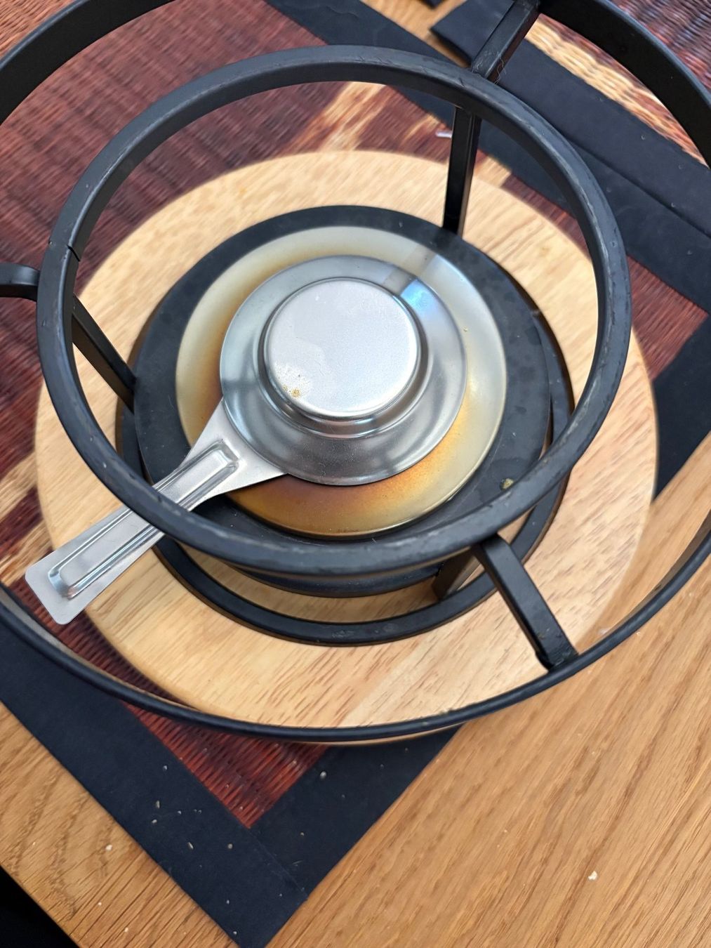 Elettrodomestici da cucina: Fondue-Rechaud, Untersatz massiv Holz – Usato da Lausen venduto da Zotty1 2