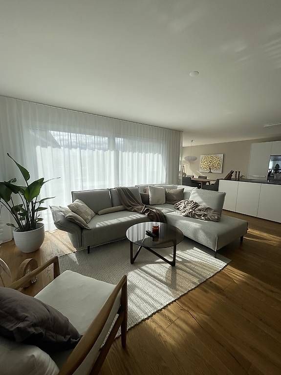 Teppiche: Neuwertiger Teppich Creme-Beige – Gebraucht aus Alberswil von Sanstef11