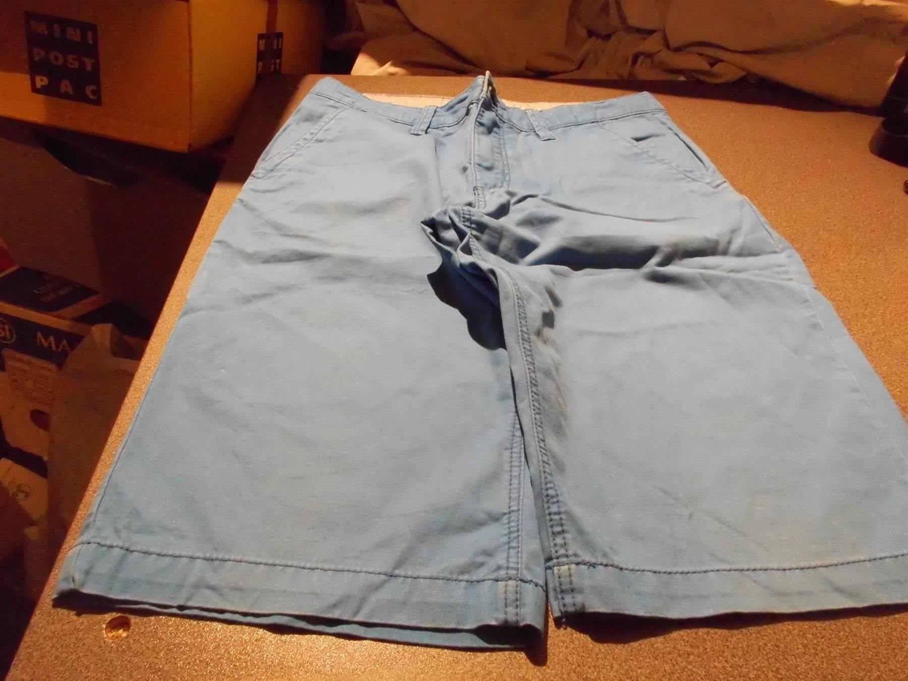 C&A Pantaloni: Shorts ca. Grösse S, blau – Usato da Zürich venduto da abraxas1291