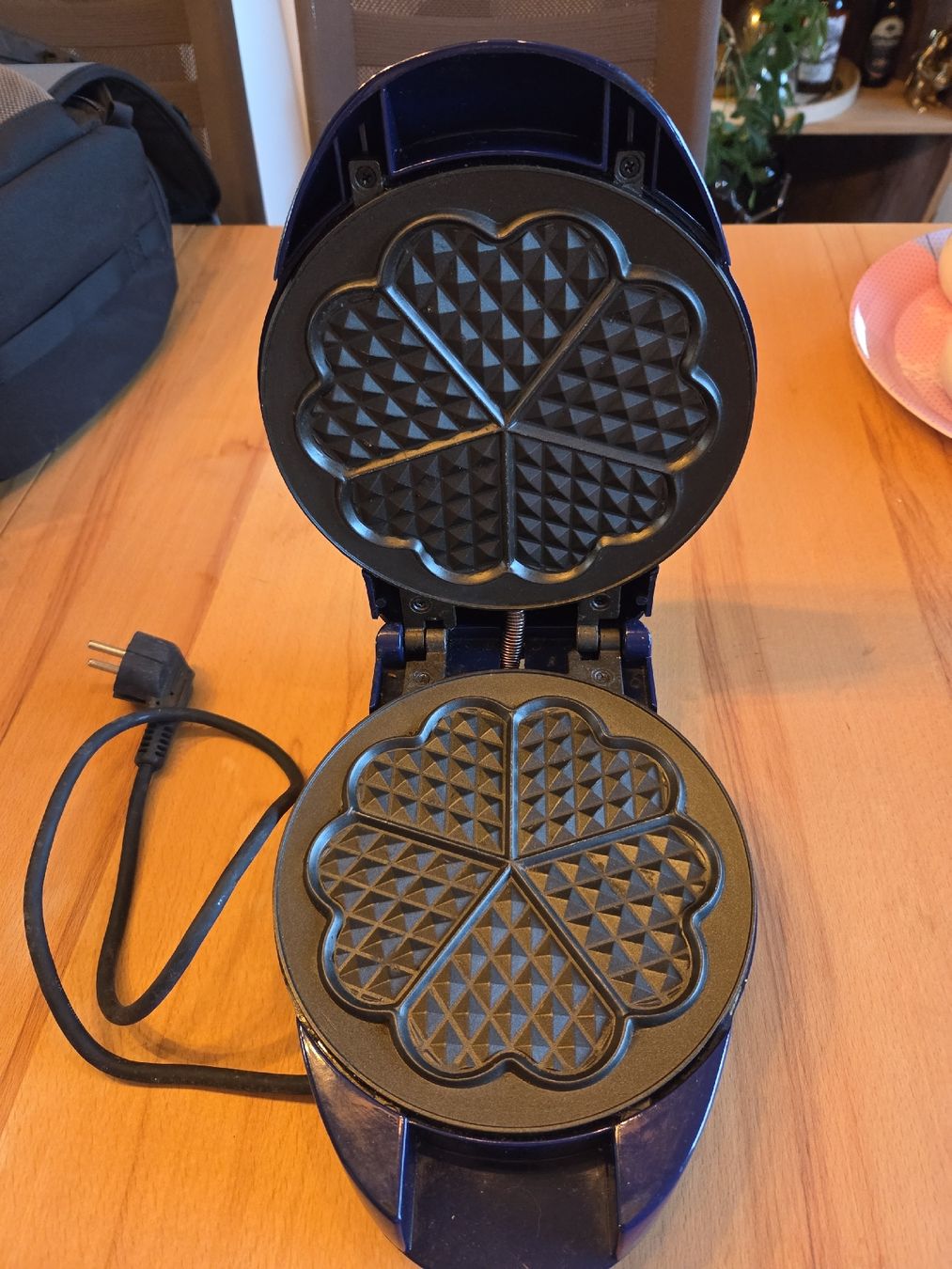 Elettrodomestici da cucina: Waffeleisen – Usato da Strengelbach venduto da schanin 2