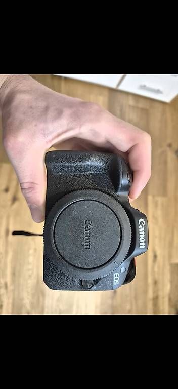 Appareil photo: Canon EOS R100 + Objektiv – D'occasion à Chur par kri_7r2k 3