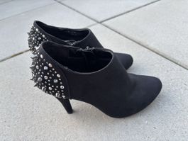 Nieten - Stiefeletten in Gr. 37