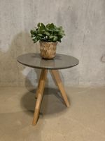 Beistelltisch rund grau mit Holzbeinen gebraucht