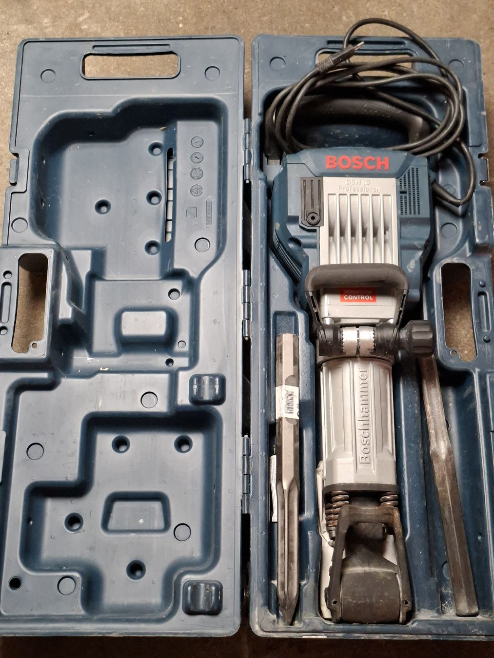Bosch Trapani: Bosch Abbauhammer 220 V, GSH 16-28 – Usato da Grindelwald venduto da carro5