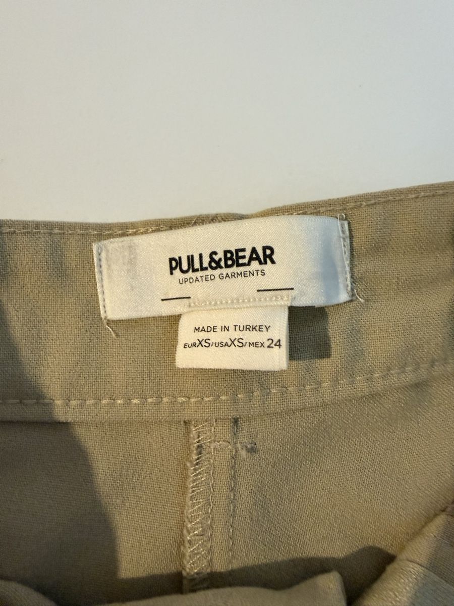 Pull&Bear Pantalons: Hose Pull&Bear beige Grösse XS – D'occasion à Zürich par FionaLuzia 1