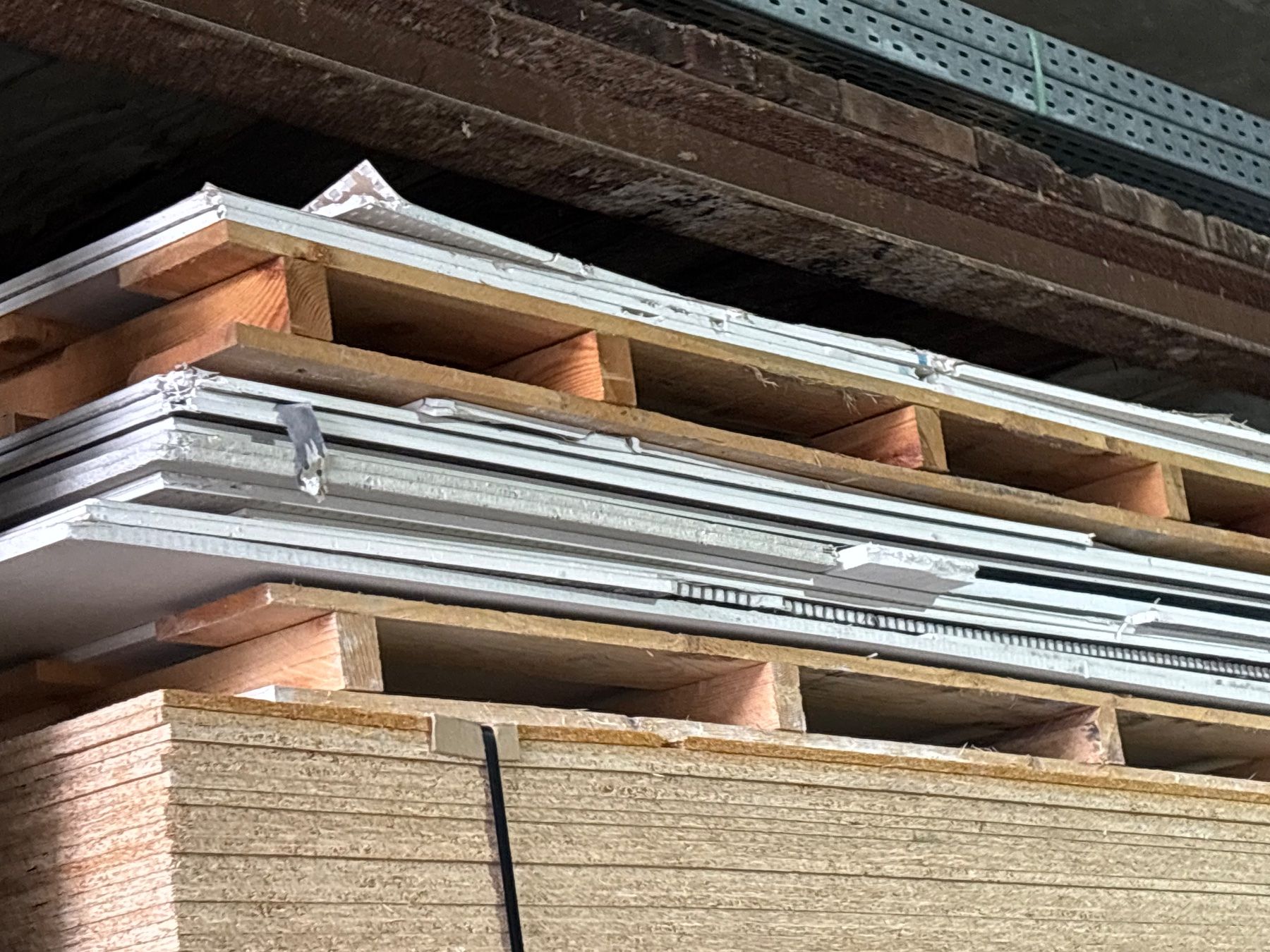 Piatti di portata: LAGERVERKAUF: Posten an Gipsplatten in div. Varianten – Usato da Winterthur venduto da ReUse_Baumarkt 3