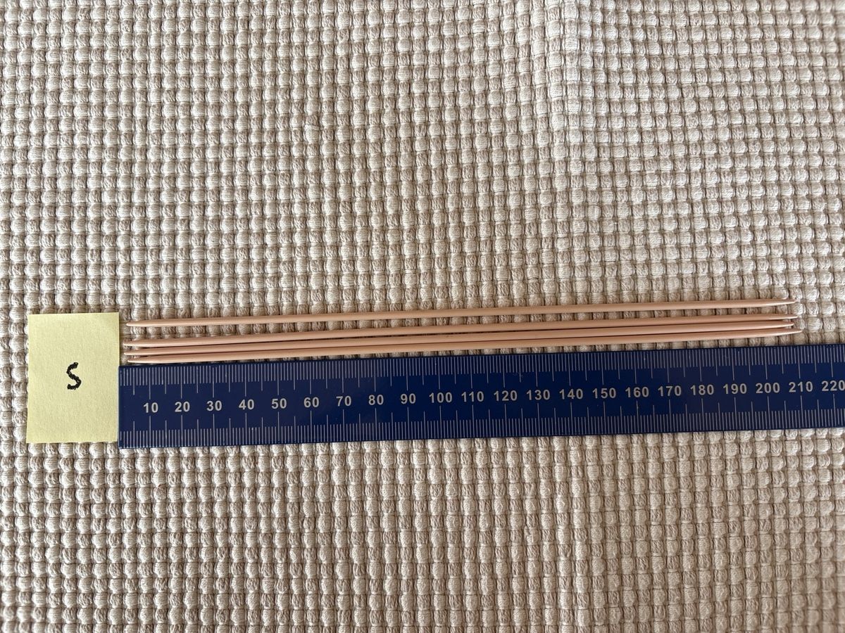 Ferri: Stricknadeln 2.5 mm – Usato da Rümlang venduto da SchumBru10