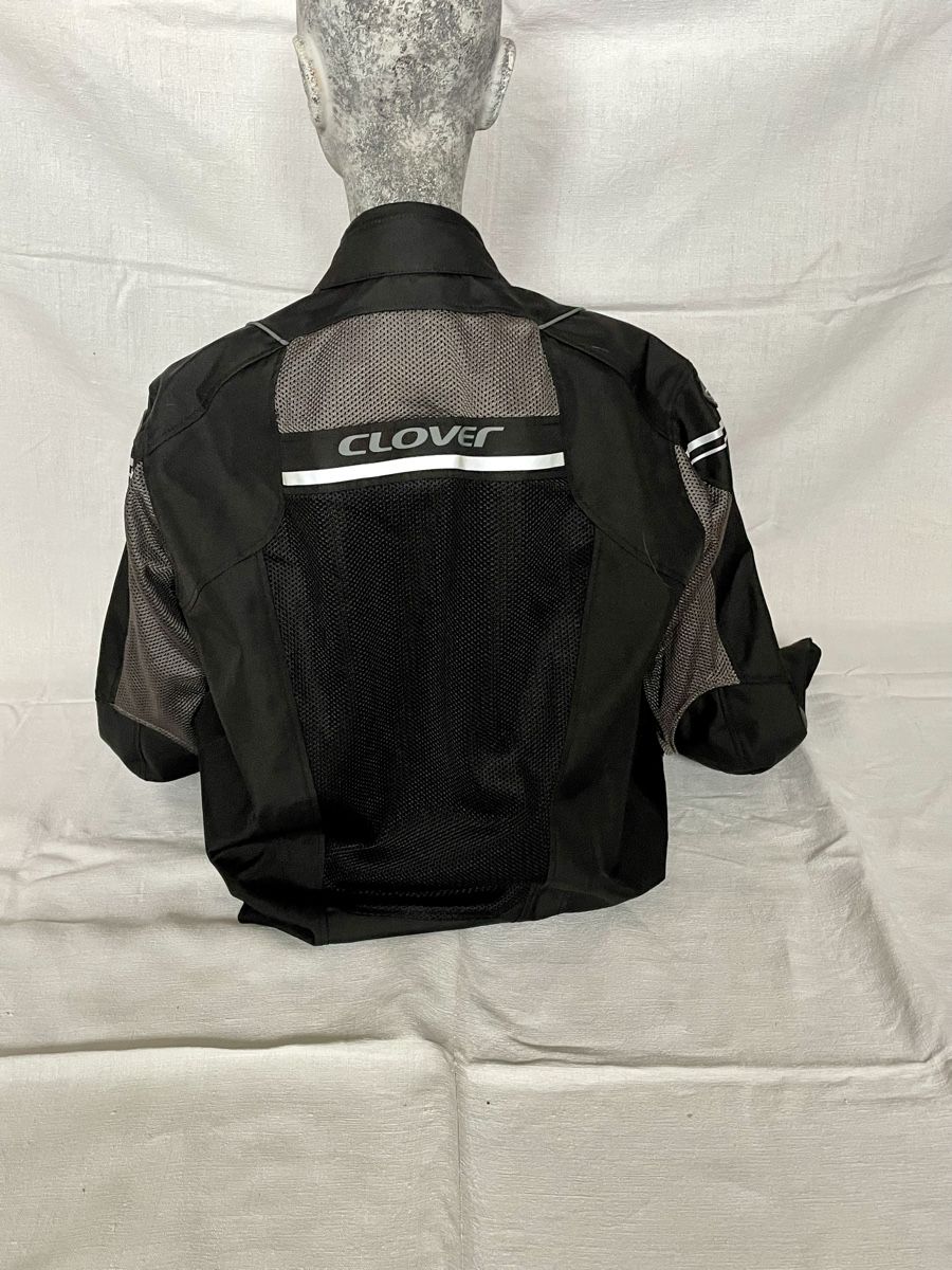 Lotti di vestiti: Clover Motorrad Sommerpaket – Usato da Bronschhofen venduto da Bronschi 1