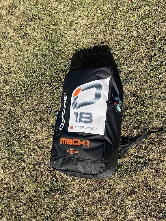 Ozone Aquilone: Ozone Mach1 18m2 Foil Kite Mattenkite – Nuovo (secondo la descrizione) da Brugg AG venduto da Freeheeler02 4