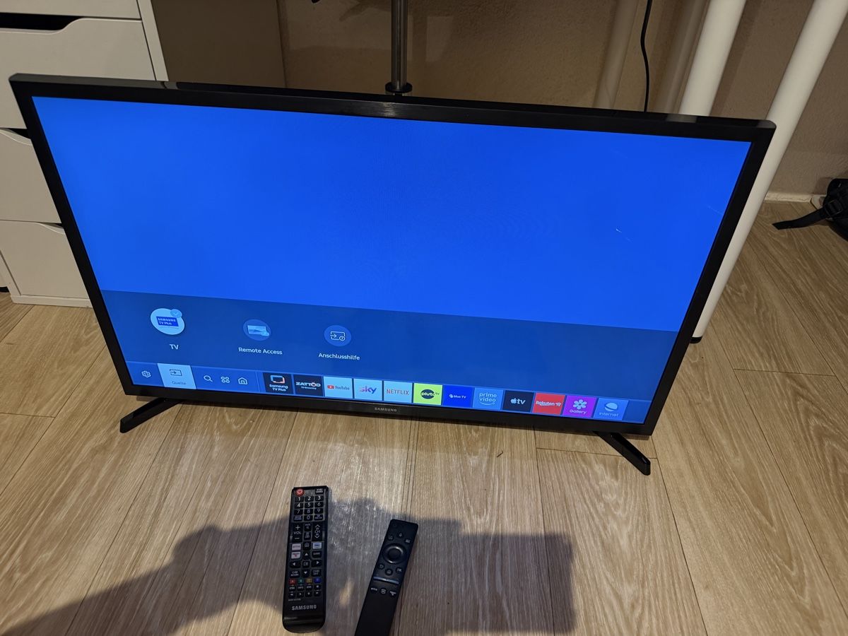 Samsung Televisori: Samsung smart TV UE32T5370CD – Usato da Bassersdorf venduto da swiss8400 2