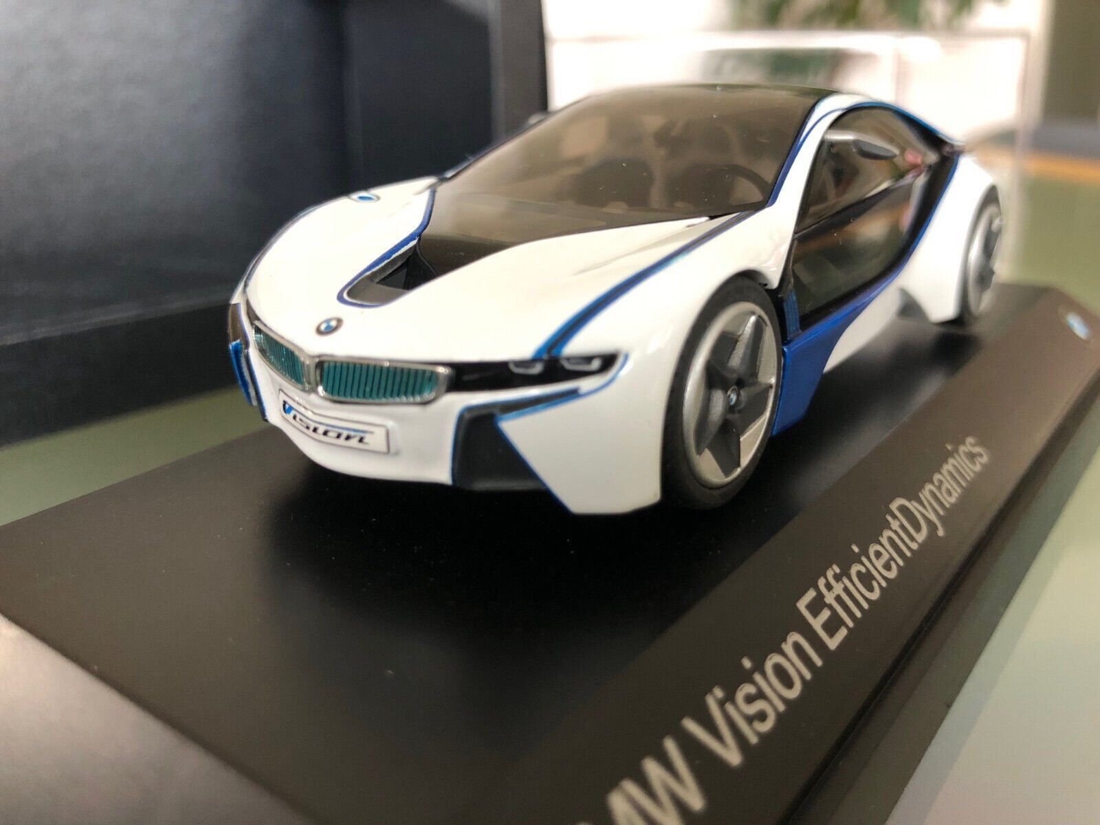 BMW Modellautos: BMW Vision Efficient Dynamics – Neu und originalverpackt aus Flawil von Imperiosud 6